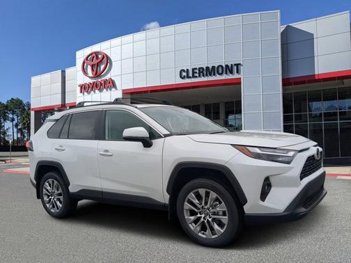 2025 Toyota RAV4 XLE Premium