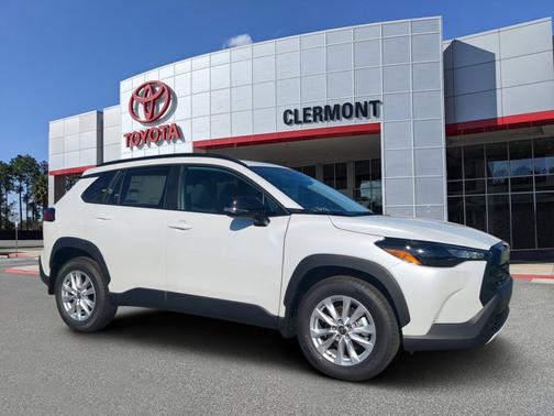 2026 Toyota Corolla Cross LE