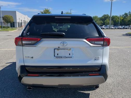 2025 Toyota RAV4 Hybrid XSE