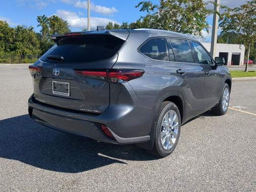 2025 Toyota Highlander Limited