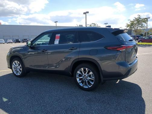 2025 Toyota Highlander Limited
