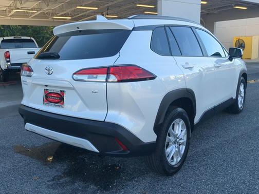 2023 Toyota Corolla Cross LE
