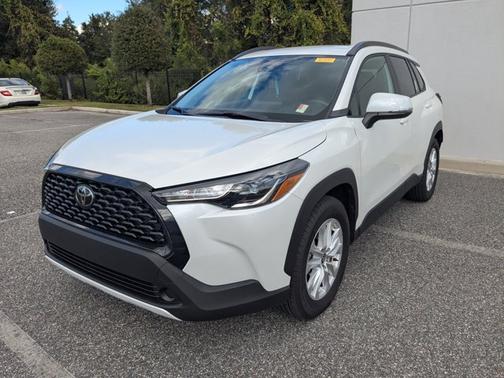 2023 Toyota Corolla Cross LE