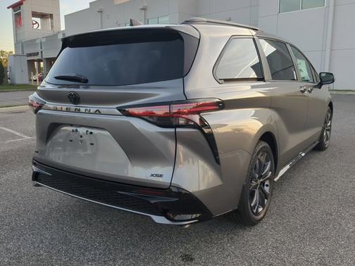 2026 Toyota Sienna XSE