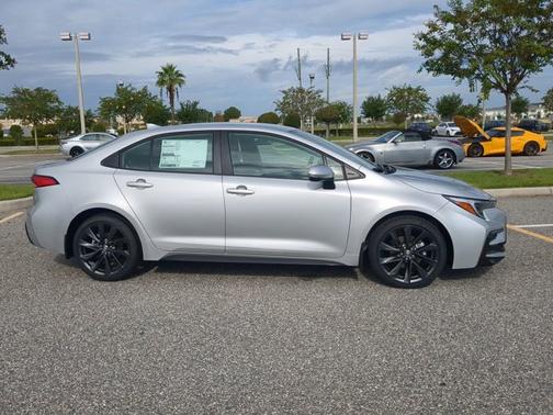 2025 Toyota Corolla SE