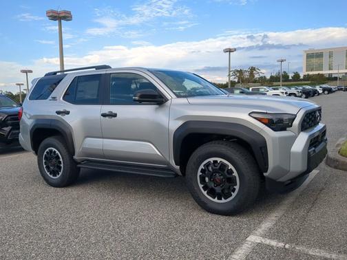 2025 Toyota 4Runner TRD Off Road
