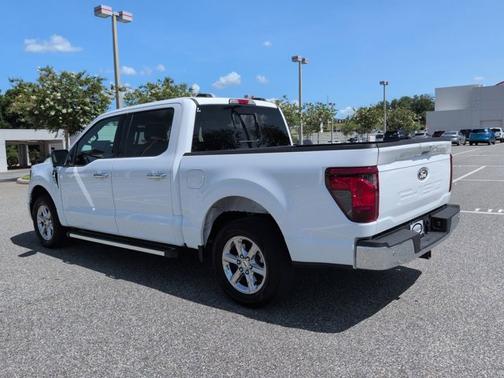 Oxford White 2025 Ford F-150 XLT