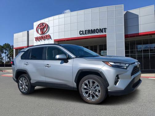 2023 Toyota RAV4 XLE Premium