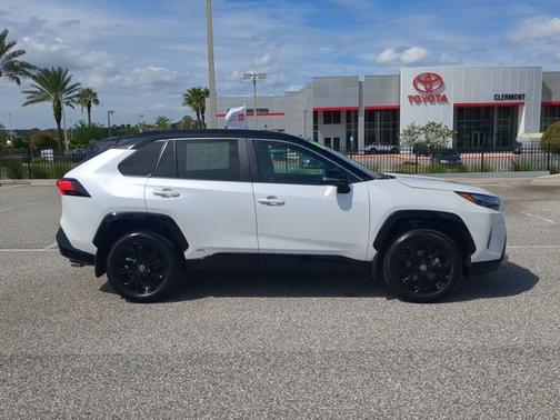 2024 Toyota RAV4 Hybrid XSE