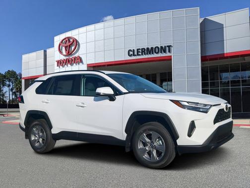 2025 Toyota RAV4 XLE