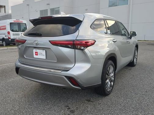 2020 Toyota Highlander Platinum