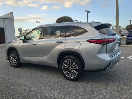 2020 Toyota Highlander Platinum