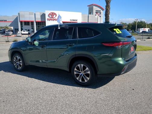 2023 Toyota Highlander XLE