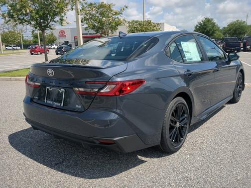 Dk Cosmos 2026 Toyota Camry SE