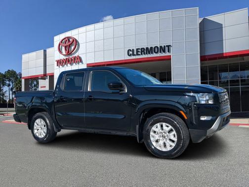 2024 Nissan Frontier SV