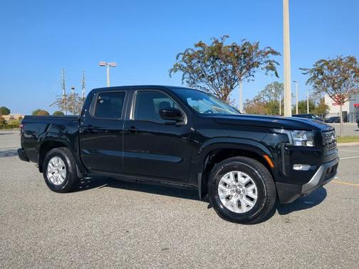 2024 Nissan Frontier SV