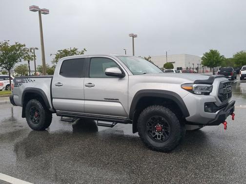 Silver Sky Metallic 2018 Toyota Tacoma TRD Off Road