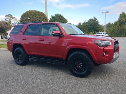 2023 Toyota 4Runner TRD Off Road