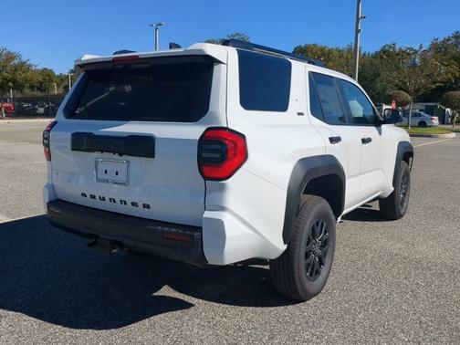 2025 Toyota 4Runner SR5