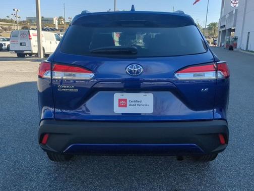 2024 Toyota Corolla Cross LE