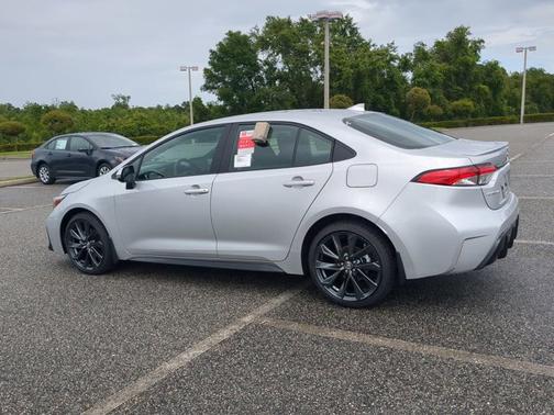 2025 Toyota Corolla SE