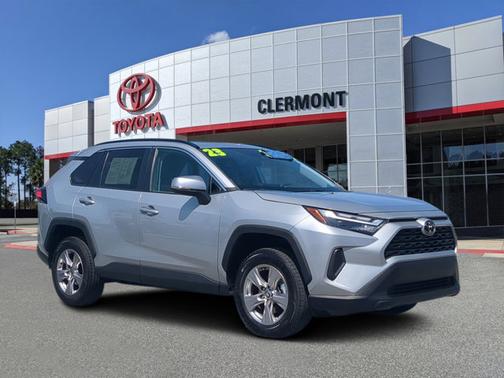 2023 Toyota RAV4 XLE