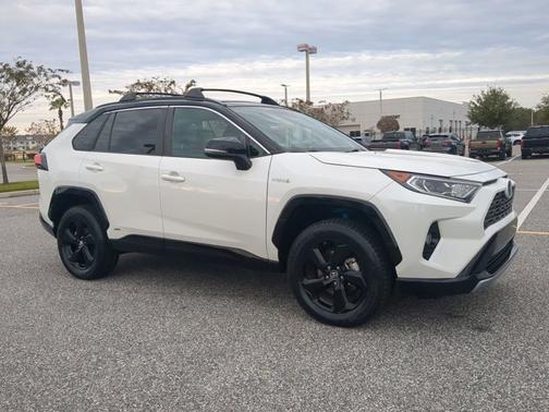 2019 Toyota RAV4 Hybrid XSE