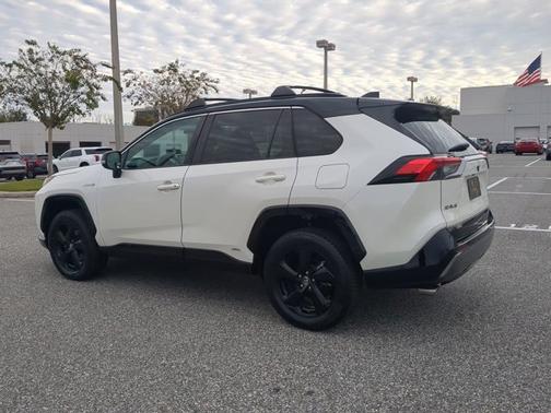 2019 Toyota RAV4 Hybrid XSE