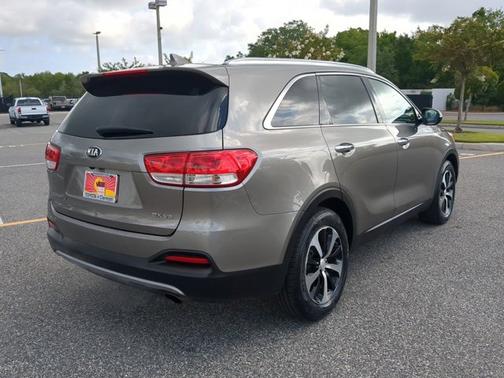 2016 Kia Sorento EX