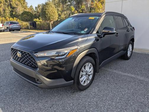 2024 Toyota Corolla Cross LE