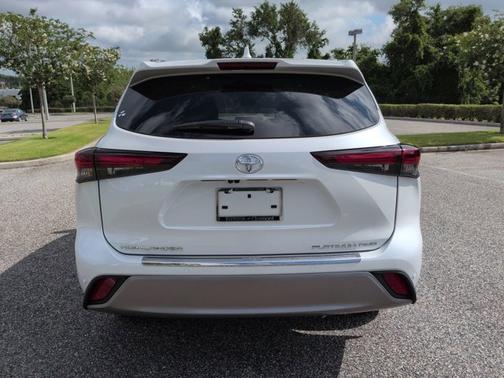 Wind Chill Prl 2026 Toyota Highlander Platinum