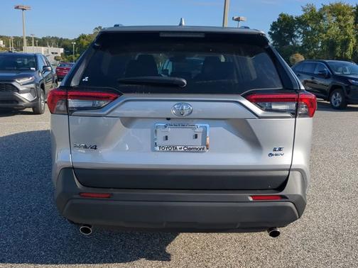 2025 Toyota RAV4 Hybrid LE