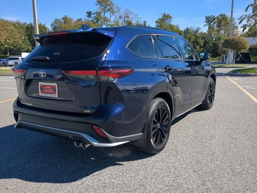 2024 Toyota Highlander XSE