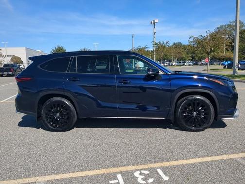 2024 Toyota Highlander XSE
