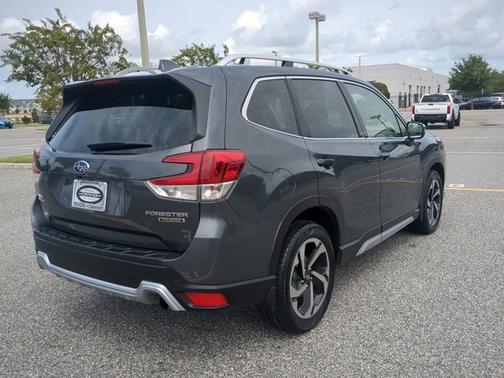 2023 Subaru Forester Touring