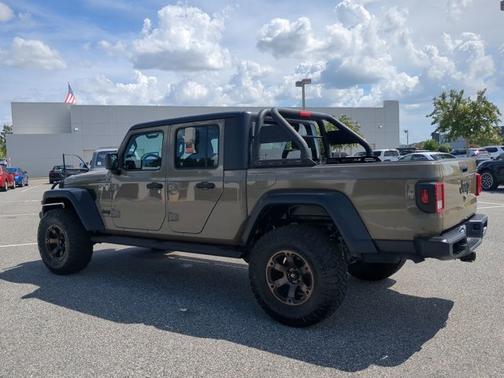 2020 Jeep Gladiator Sport