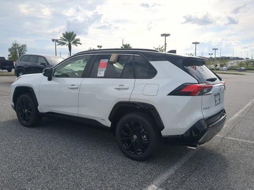 2025 Toyota RAV4 Hybrid XSE