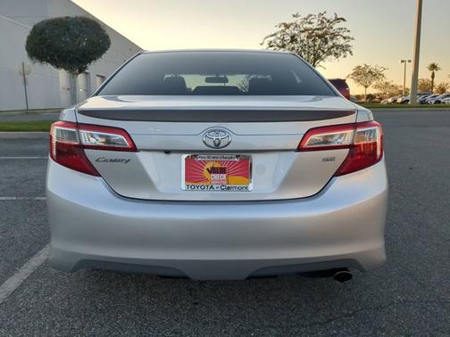 2014 Toyota Camry SE