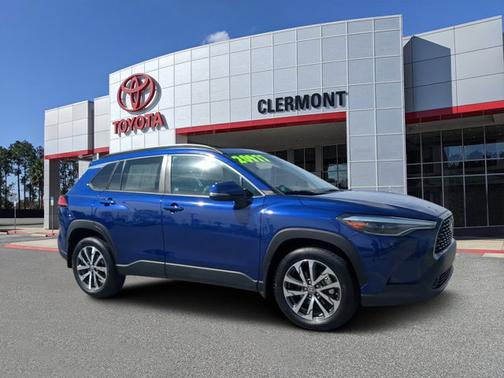 2022 Toyota Corolla Cross XLE