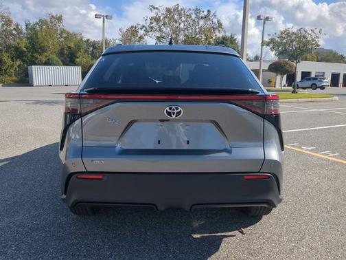 2026 Toyota bZ XLE Plus