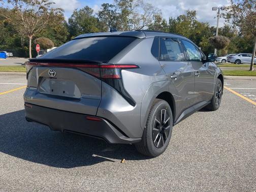 2026 Toyota bZ XLE Plus
