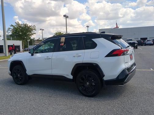 2024 Toyota RAV4 Hybrid XSE