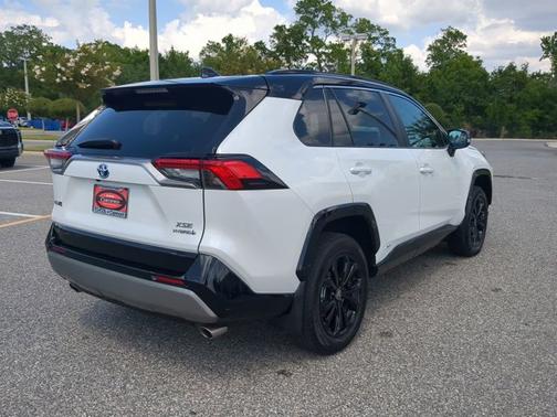 2024 Toyota RAV4 Hybrid XSE