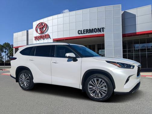 2024 Toyota Highlander Platinum