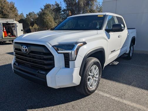 2025 Toyota Tundra SR5