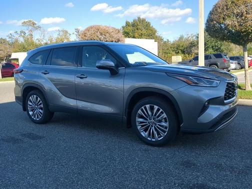 2026 Toyota Highlander Platinum