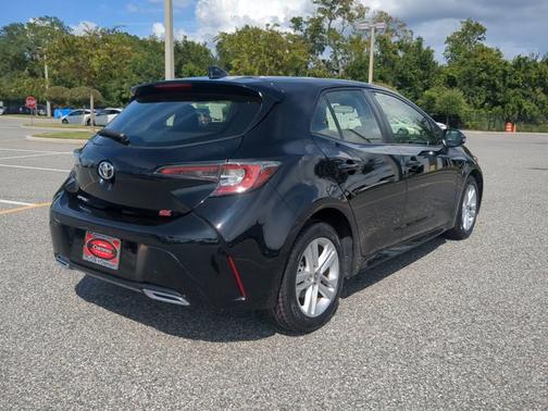 2021 Toyota Corolla Hatchback SE