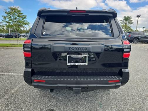 2025 Toyota 4Runner TRD Off Road