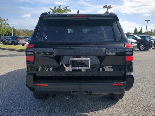 2025 Toyota 4Runner TRD Off Road