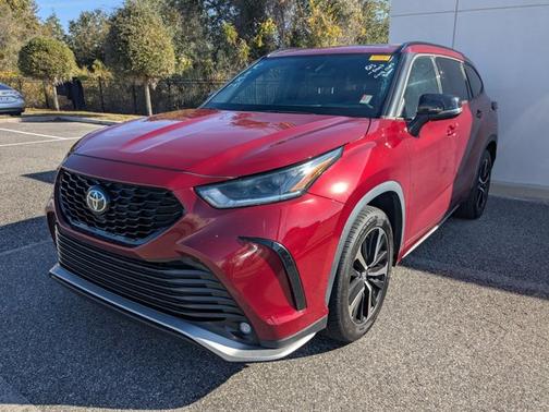 2022 Toyota Highlander XSE